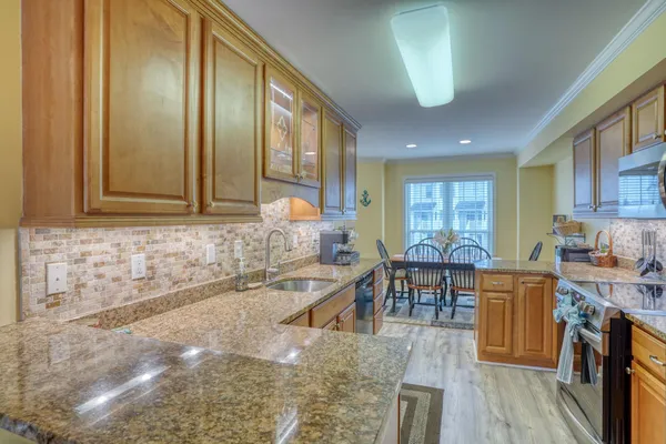 $699,500 | 37841 Salt Grass Cove, Unit 100, Ocean View, DE 19970