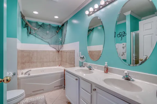 $699,500 | 37841 Salt Grass Cove, Unit 100, Ocean View, DE 19970