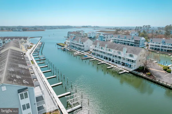 $699,500 | 37841 Salt Grass Cove, Unit 100, Ocean View, DE 19970