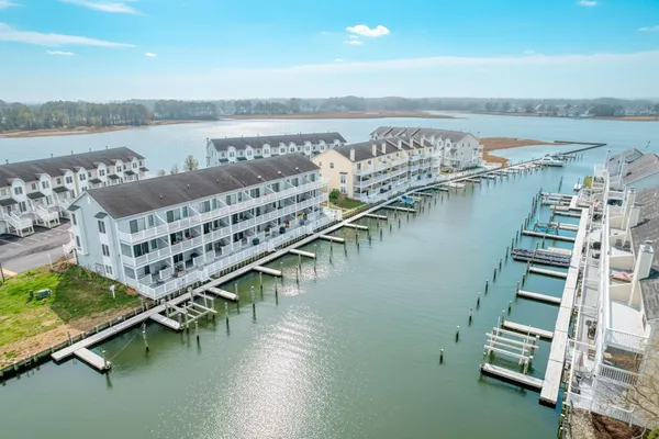 $699,500 | 37841 Salt Grass Cove, Unit 100, Ocean View, DE 19970