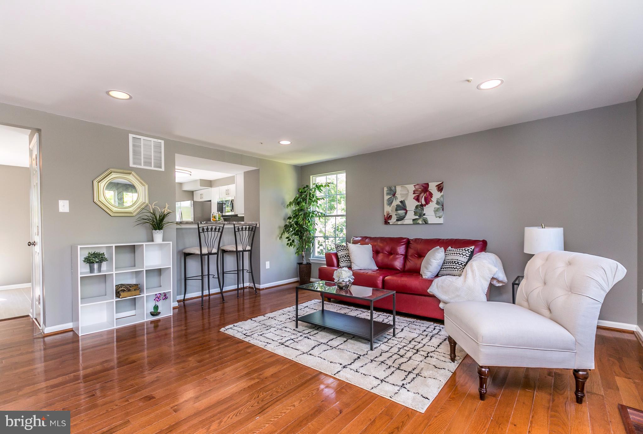 4303 Red Haven Road Baltimore, MD 21208 - Photo 1 of 30 Living Room