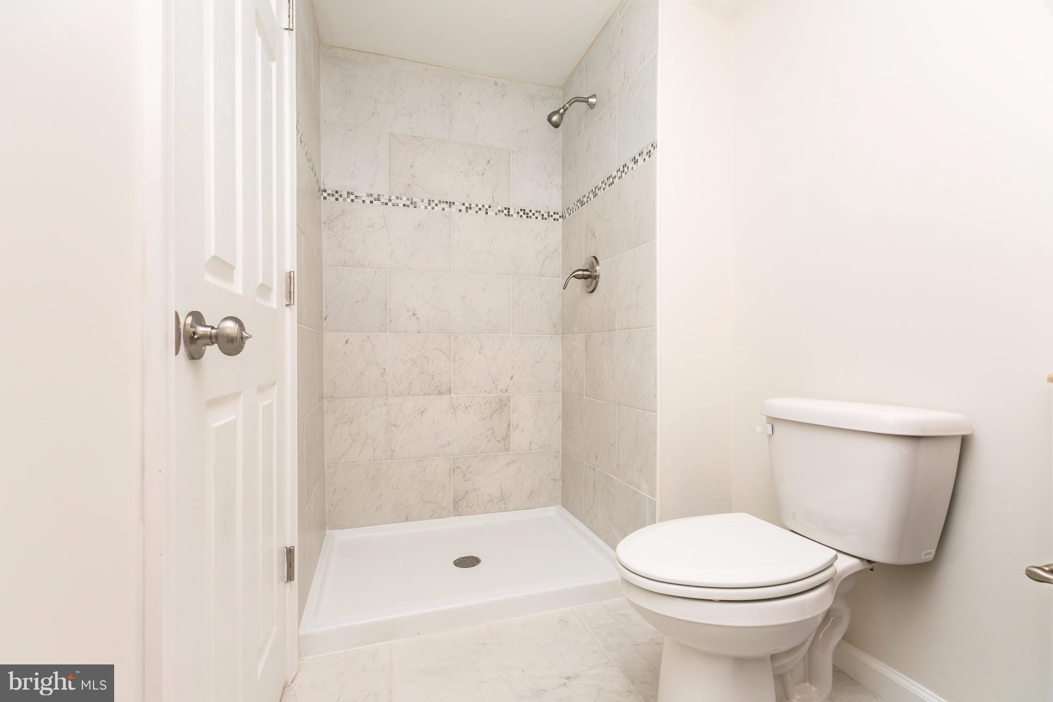 4303 Red Haven Road Baltimore, MD 21208 - Photo 20 of 30 Bath