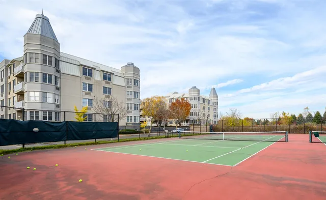 $3,600 | 207 Shearwater Court West, Unit 54, Jersey City, NJ 07305