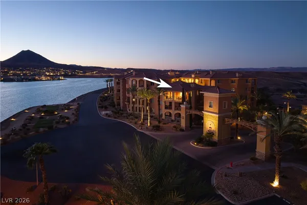 $850,000 | 20 Via Mantova, Unit 303, Henderson, NV 89011