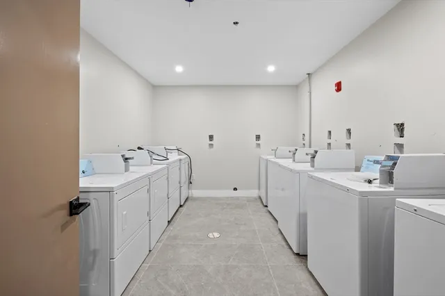 $1,795 | 153 Green Street, Unit 208, Worcester, MA 01610