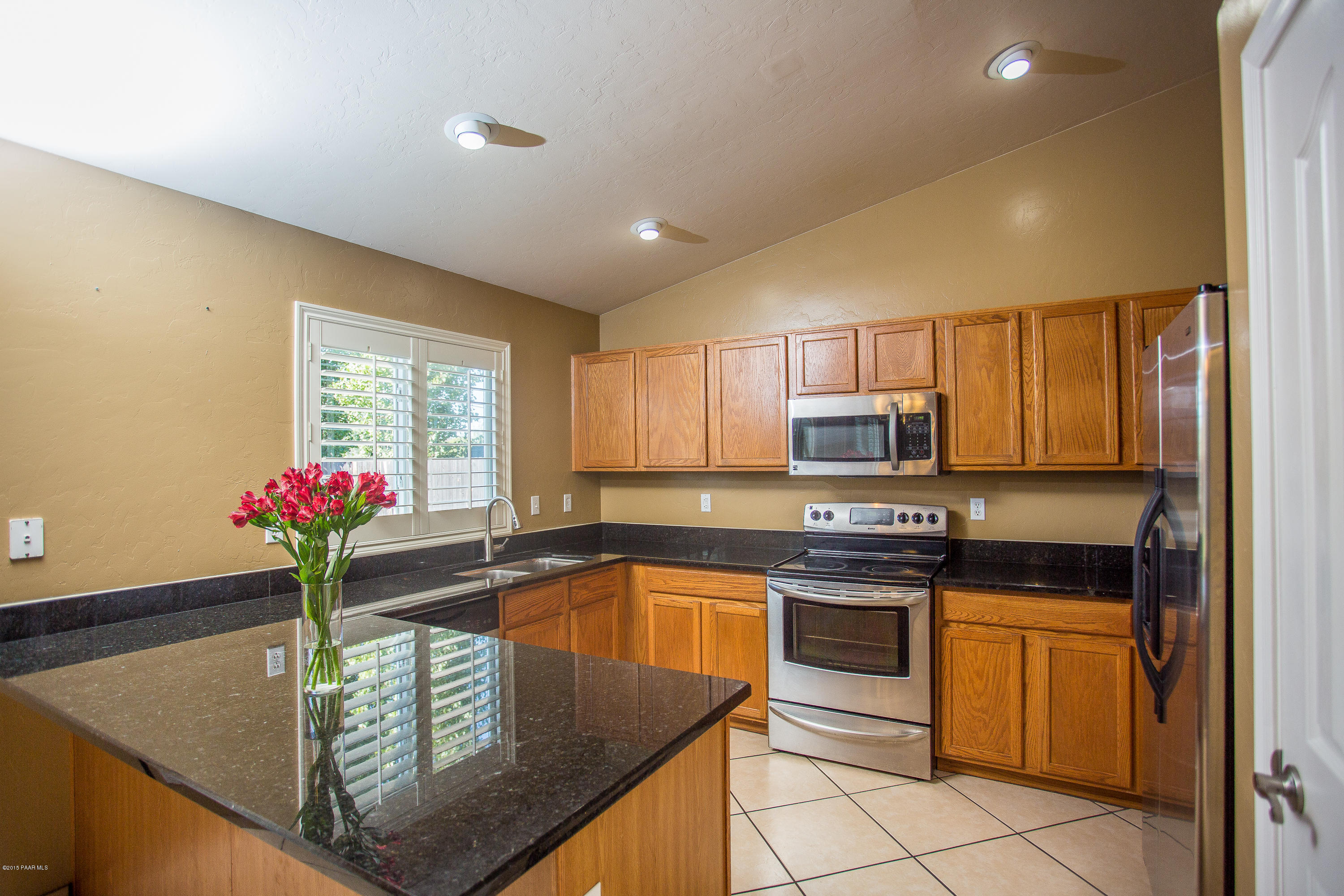 4734 North Meixner Road Prescott Valley, AZ 86314 - Photo 8 of 18 008_Kitchen