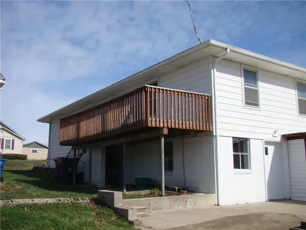$170,000 | West 23rd Street, Higginsville, MO 64037