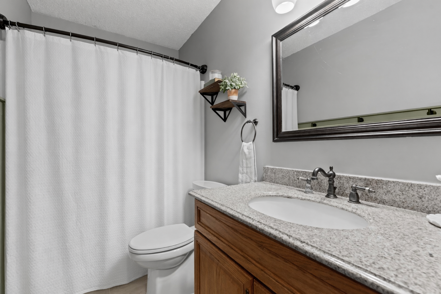 910 25th Street Southeast Rochester, MN 55904 - Photo 13 of 33