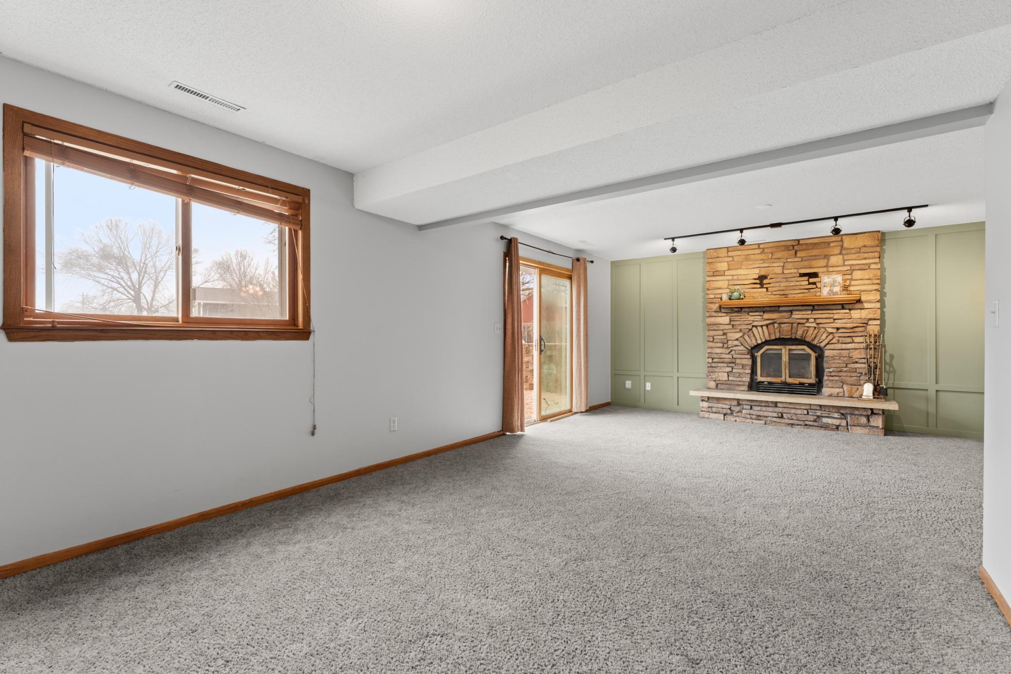 910 25th Street Southeast Rochester, MN 55904 - Photo 19 of 33