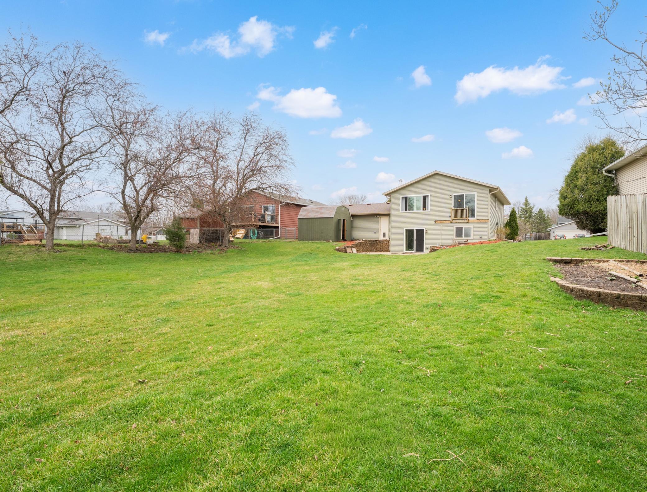 910 25th Street Southeast Rochester, MN 55904 - Photo 30 of 33