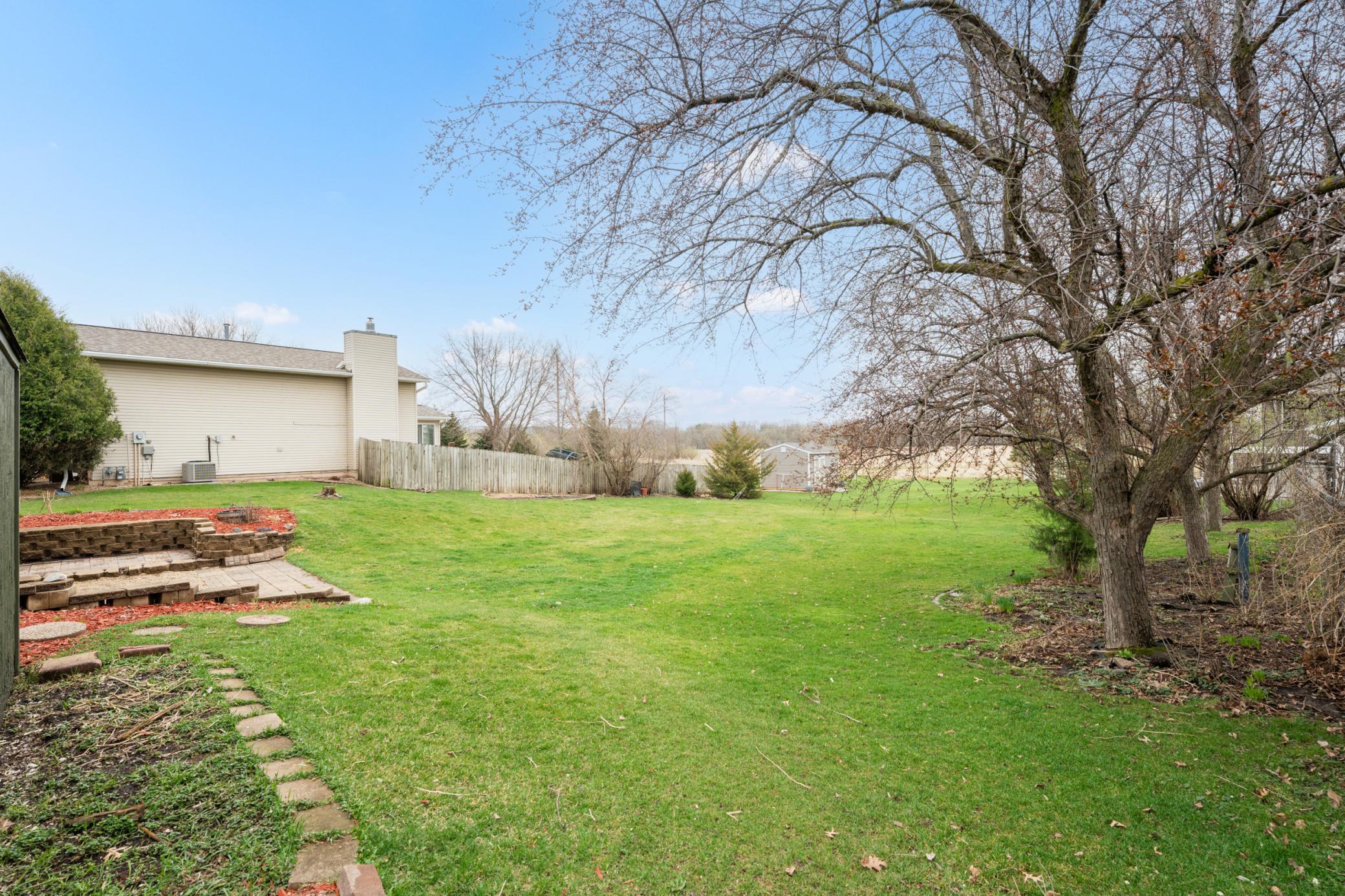 910 25th Street Southeast Rochester, MN 55904 - Photo 32 of 33