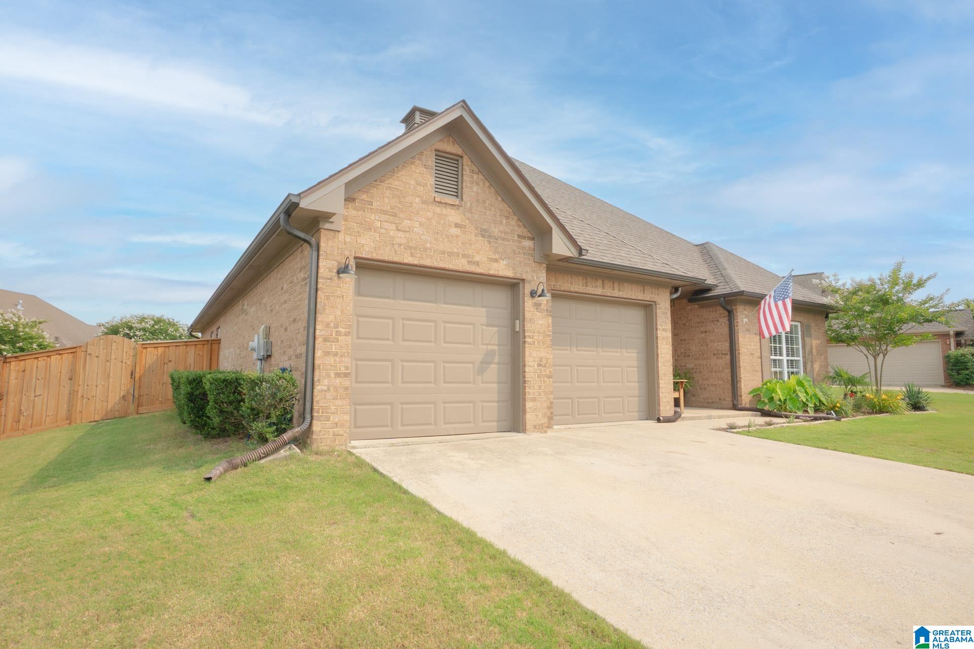 2014 Madison Circle Chelsea, AL 35043 - Photo 5 of 34