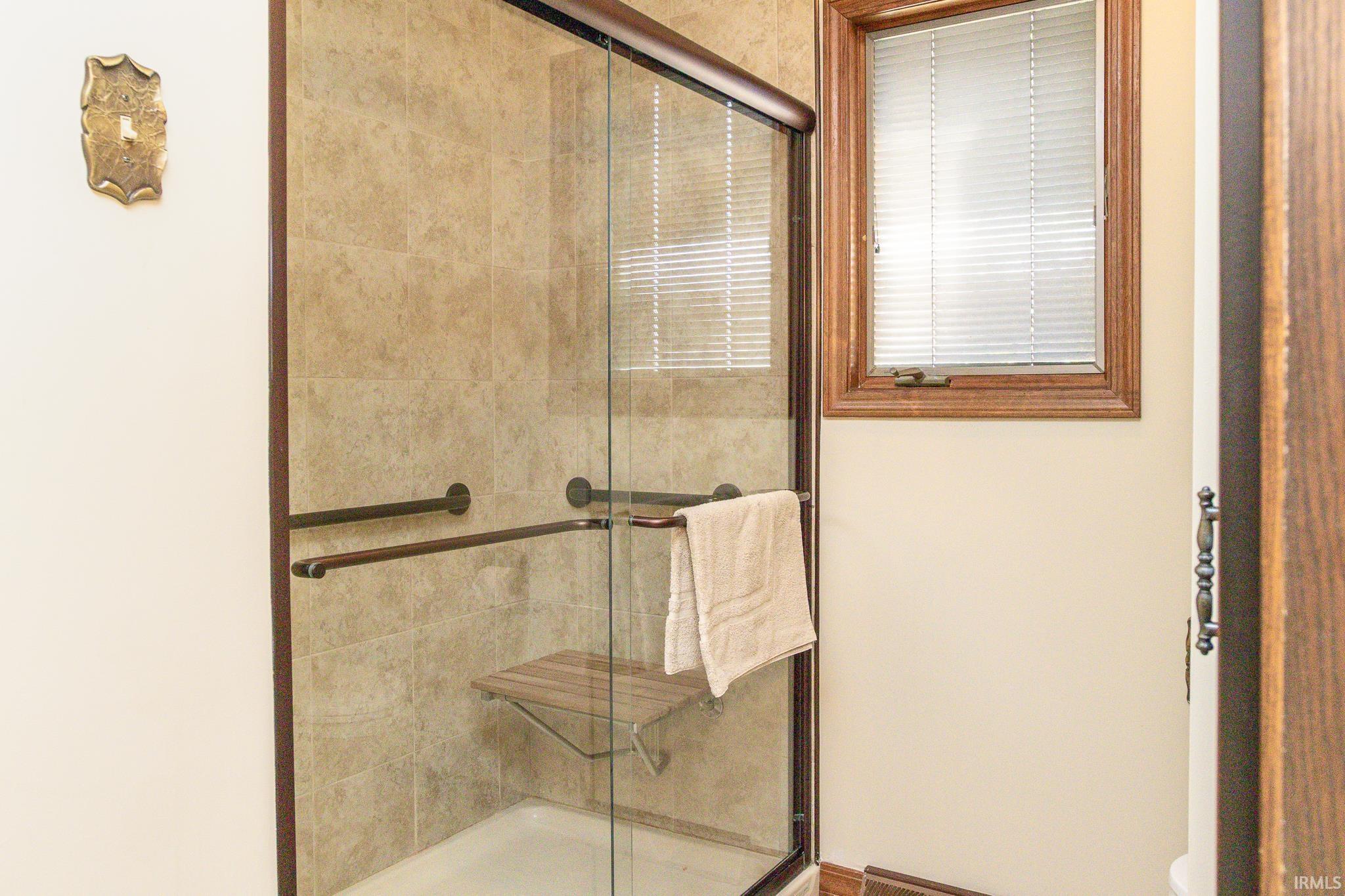 9002 Yoder Road Yoder, IN 46798 - Photo 16 of 36