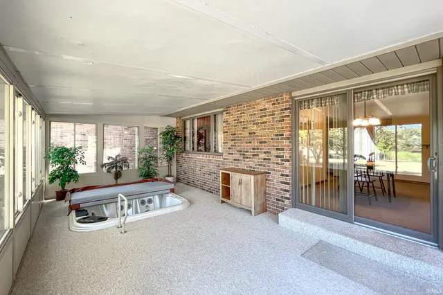 $389,900 | 9002 Yoder Road, Yoder, IN 46798