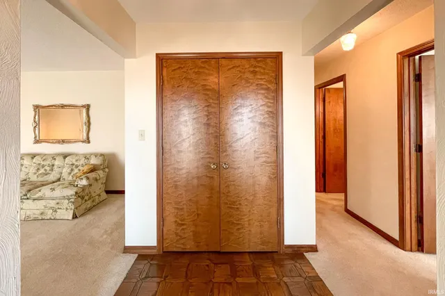 $389,900 | 9002 Yoder Road, Yoder, IN 46798