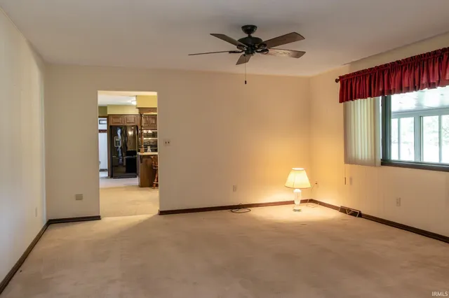 $389,900 | 9002 Yoder Road, Yoder, IN 46798