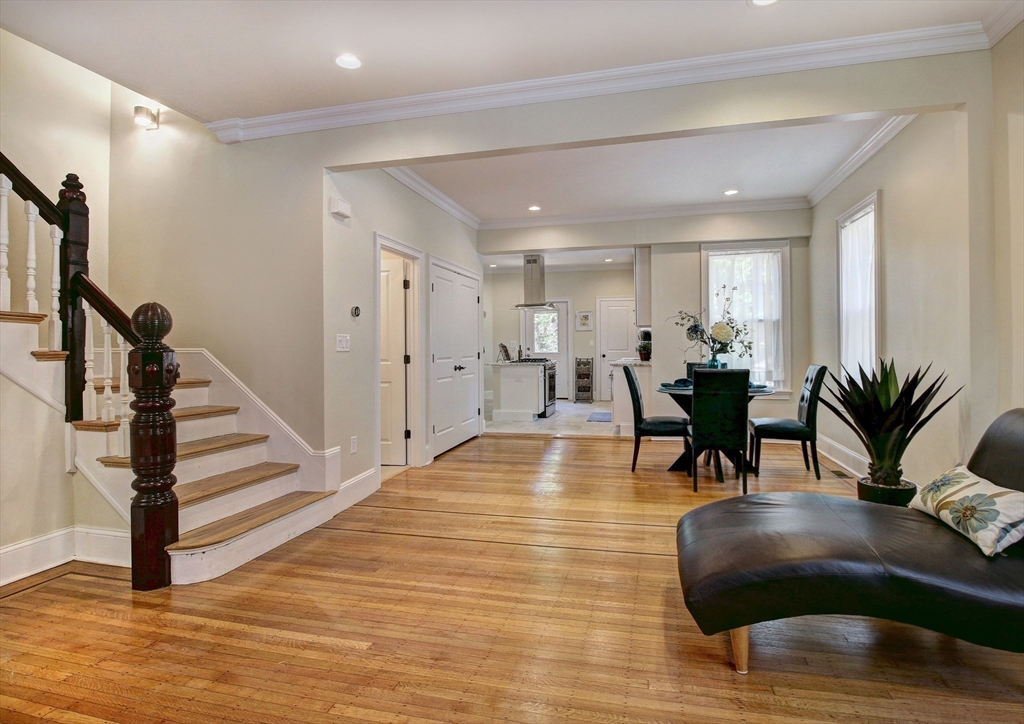287 Walnut Avenue Boston, MA 02119 - Photo 4 of 31