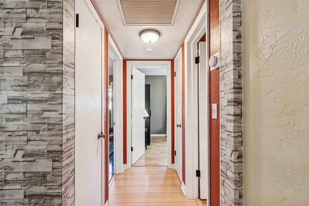 614 12th Street Northwest Largo, FL 33770 - Photo 20 of 50