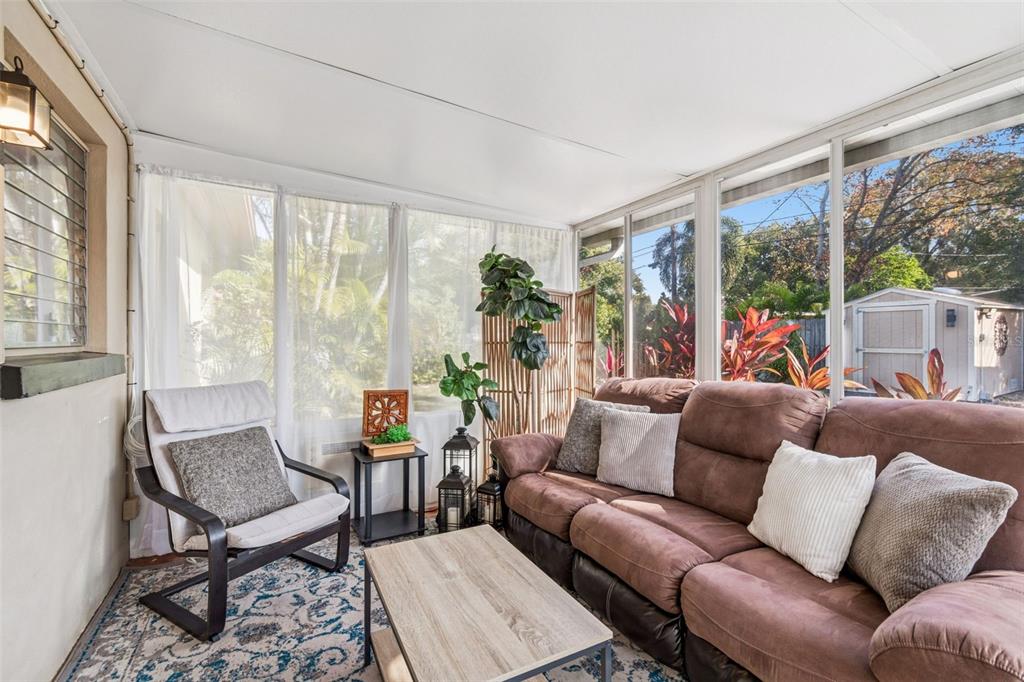 614 12th Street Northwest Largo, FL 33770 - Photo 31 of 50