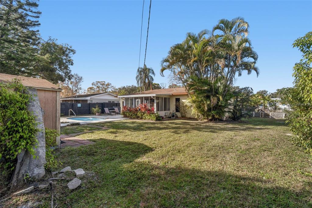 614 12th Street Northwest Largo, FL 33770 - Photo 44 of 50