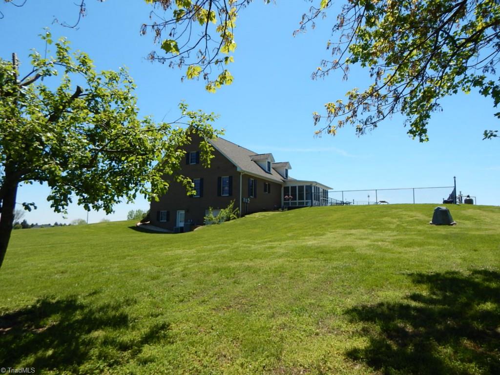 196 Zephyr Mountain Park Road Elkin, NC 28621 - Photo 22 of 27 Gallery Image 22