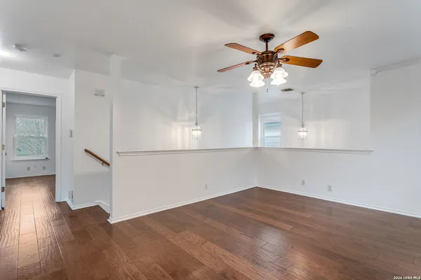 $1,900 | 9038 Pinseeker, Selma, TX 78154