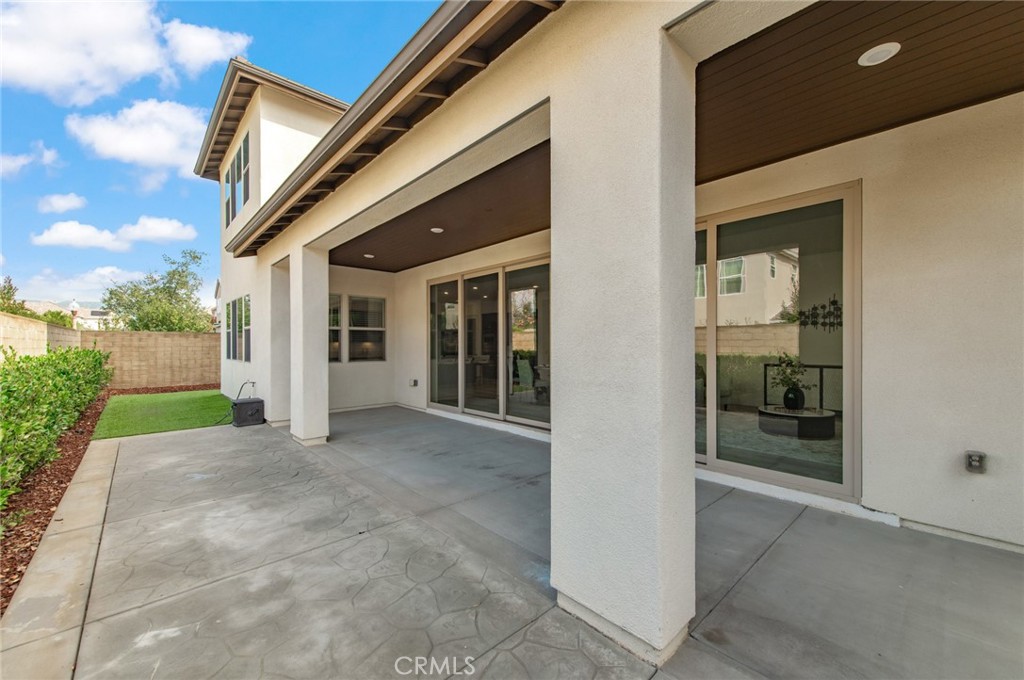 113 Measure Irvine, CA 92618 - Photo 19 of 39 a view of a house with a outdoor space