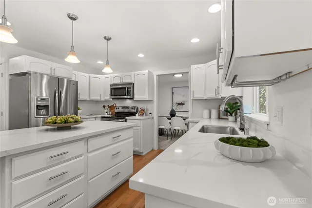 $899,000 | 6211 18th Avenue Southwest, Olympia, WA 98512