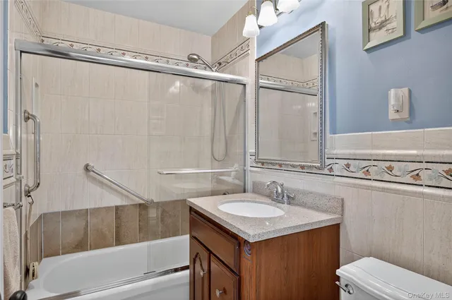 $759,000 | 12 Hampton Way, Woodbury, NY 11797