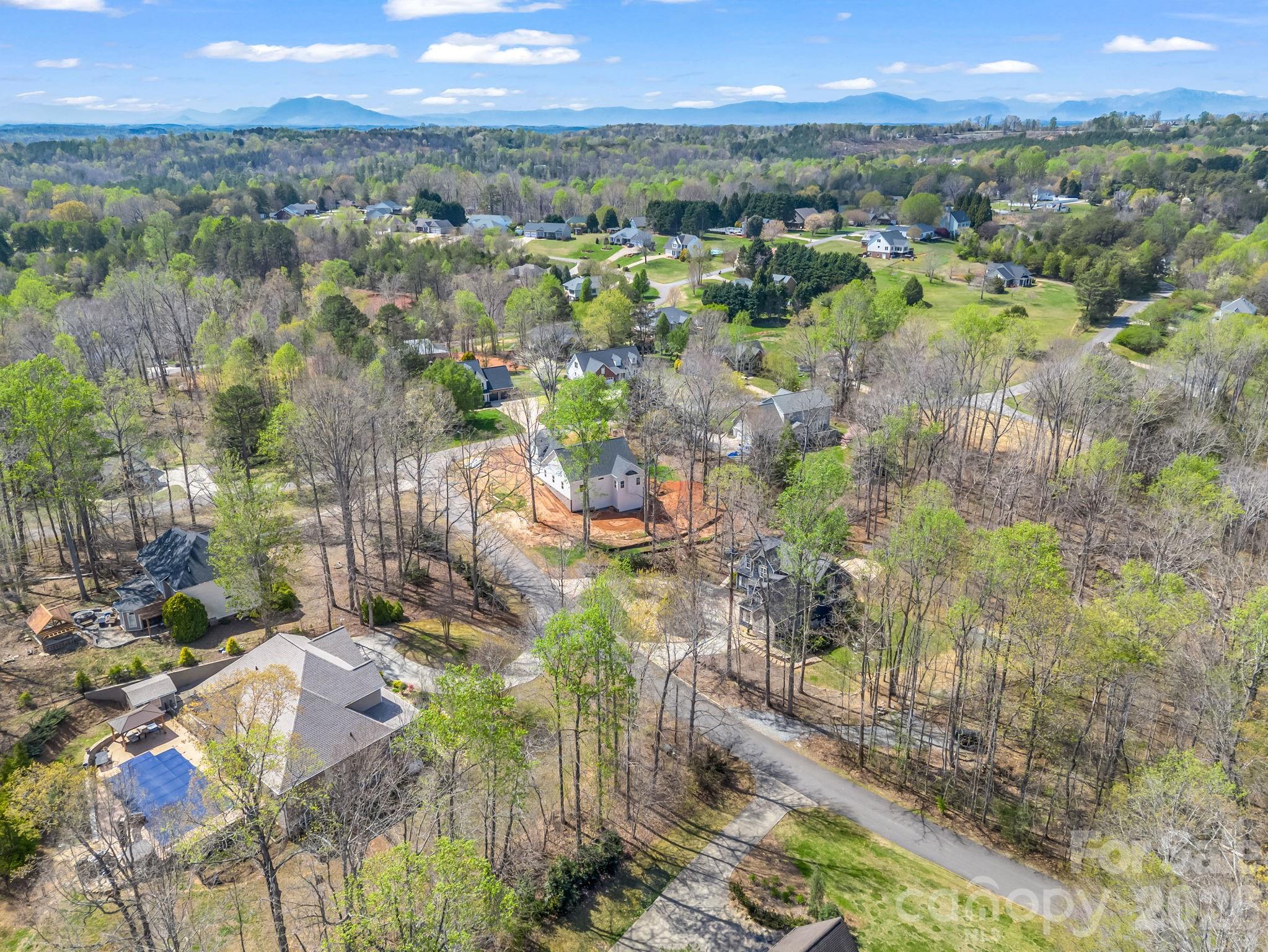 285 Woodridge Drive Rutherfordton, NC 28139 - Photo 42 of 42 a view of city and mountain