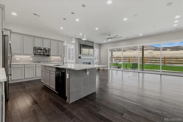 $1,500,000 | 6725 Mentha Drive, Castle Rock, CO 80108