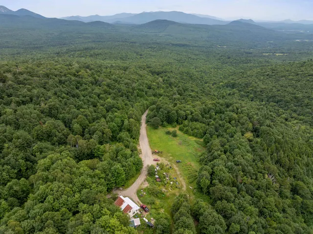 $899,000 | 224 Gay Brook Road, Stratford, NH 03590