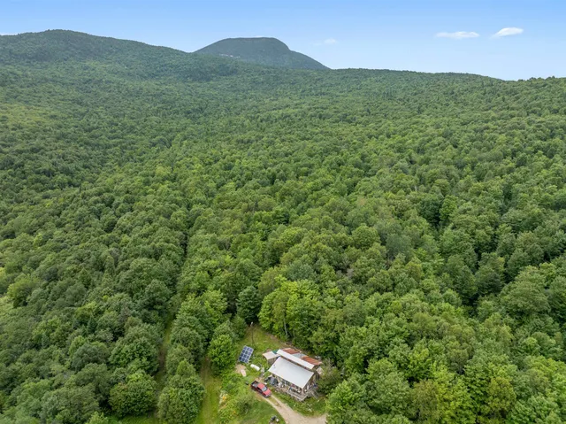 $899,000 | 224 Gay Brook Road, Stratford, NH 03590