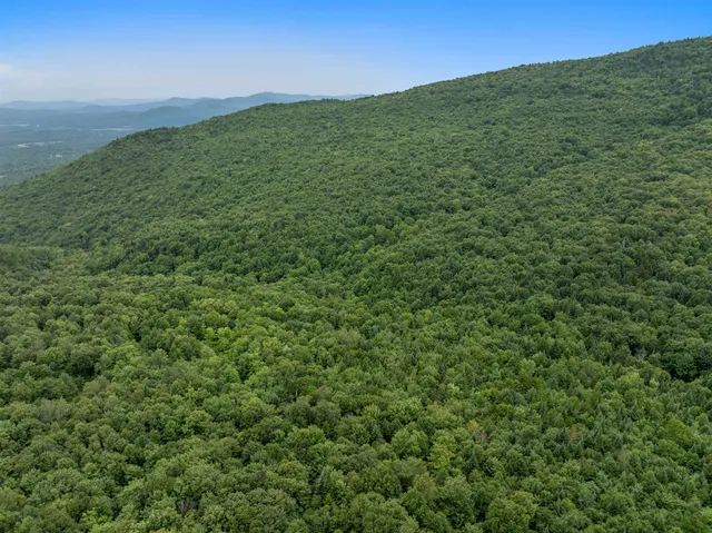 $899,000 | 224 Gay Brook Road, Stratford, NH 03590