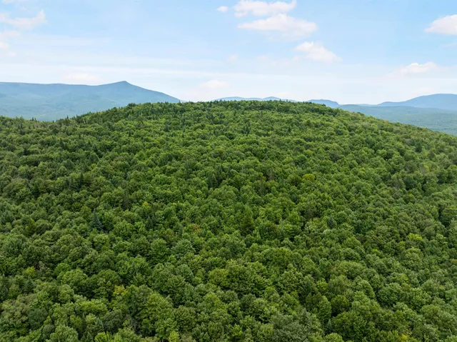 $899,000 | 224 Gay Brook Road, Stratford, NH 03590