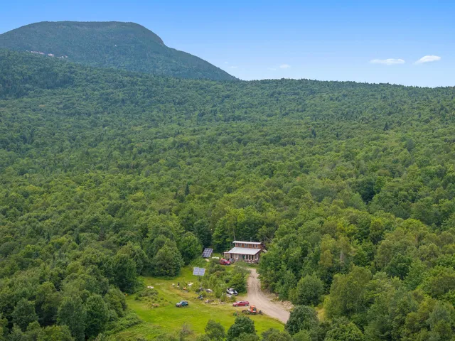 $899,000 | 224 Gay Brook Road, Stratford, NH 03590