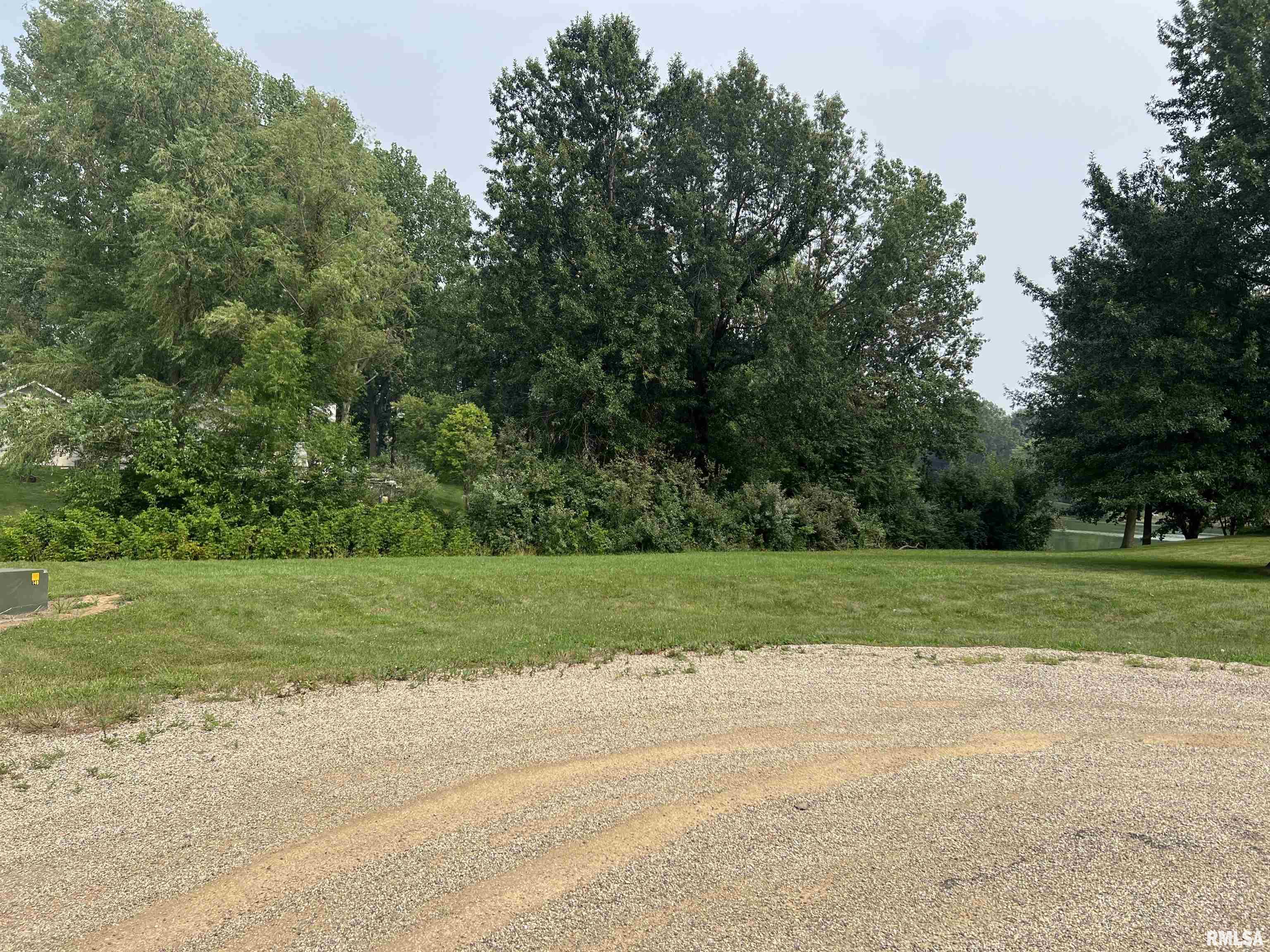 185 Stagecoach Point Athens, IL 62613 - Photo 1 of 3 Gallery Image 1
