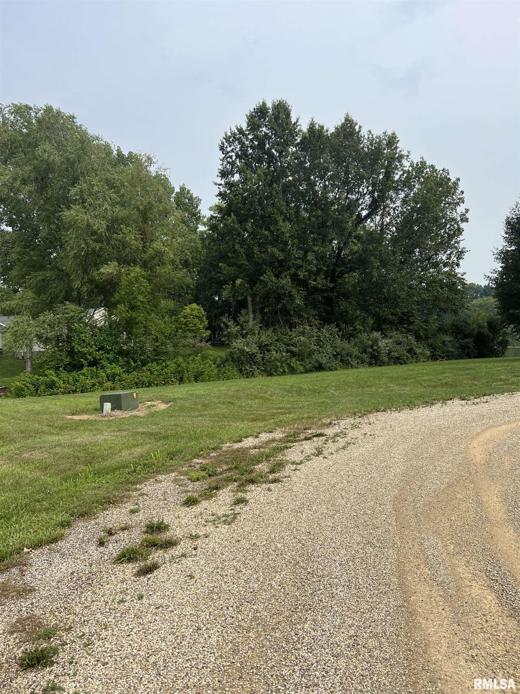 185 Stagecoach Point Athens, IL 62613 - Photo 2 of 3 Gallery Image 2