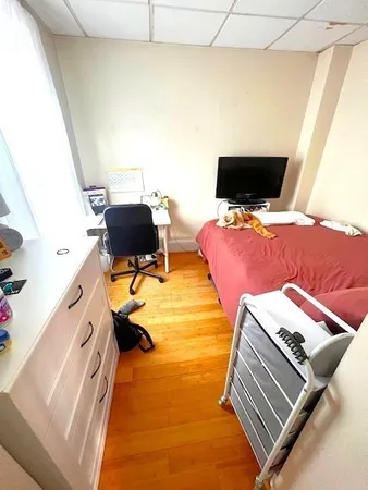 $4,100 | 2 Paige Avenue, Unit 1, Boston, MA 02127