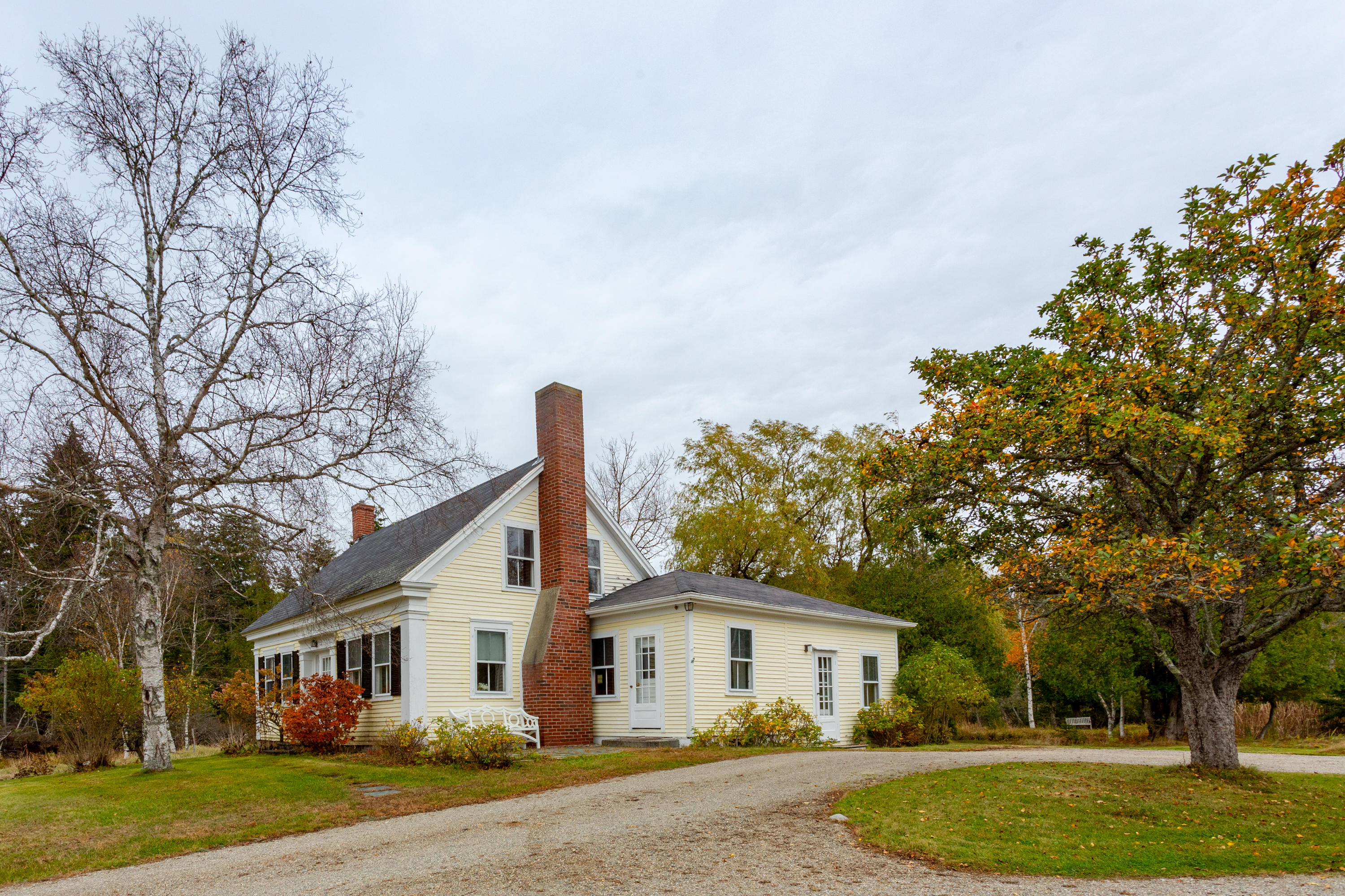 243 Main Road Islesboro, ME 04848 - Photo 1 of 25 243MainRd-Islesboro-KS-02
