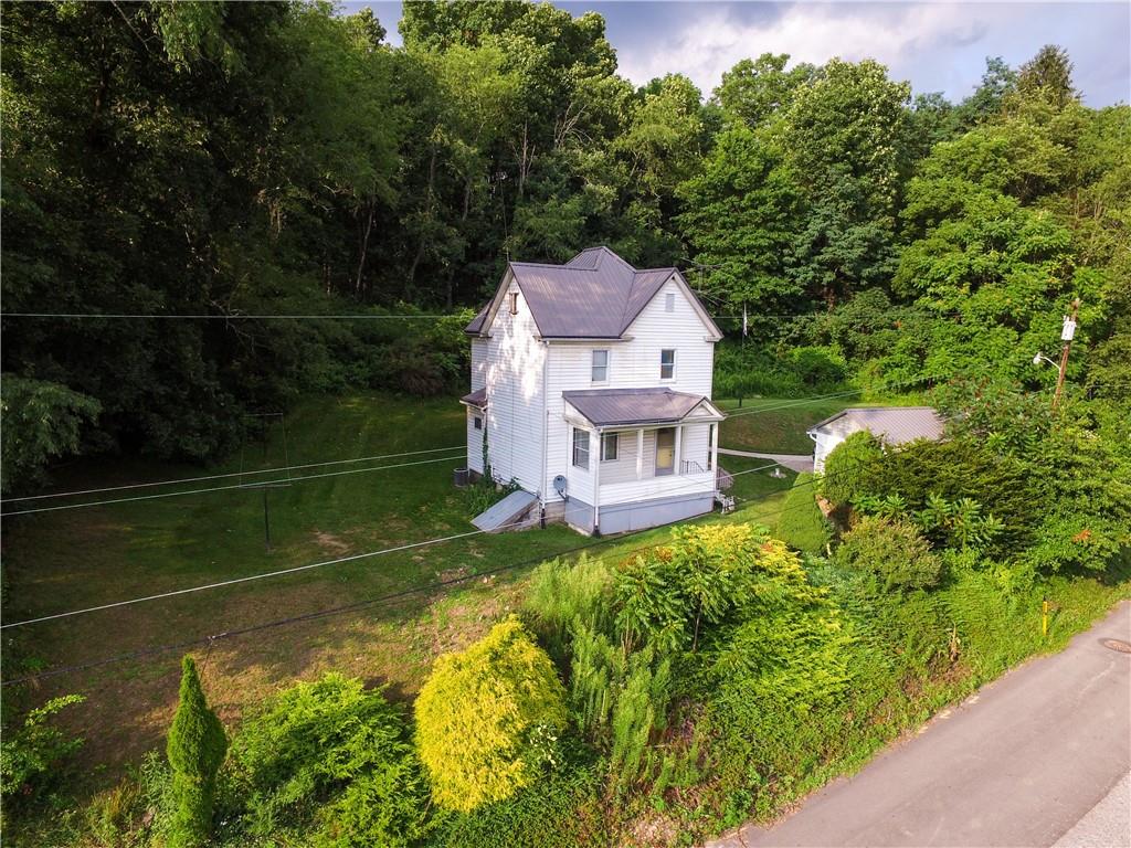 123 Beagle Club Road Worthington, PA 16262 - Photo 2 of 22 Gallery Image 2