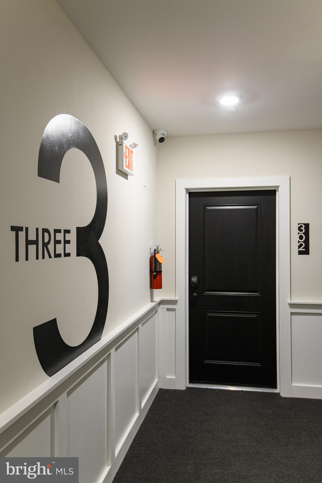 492 Roxborough Avenue, Unit 403 Philadelphia, PA 19128 - Photo 25 of 28