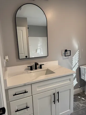 $3,700 | 214 Horton Street, Unit 214, Fall River, MA 02723