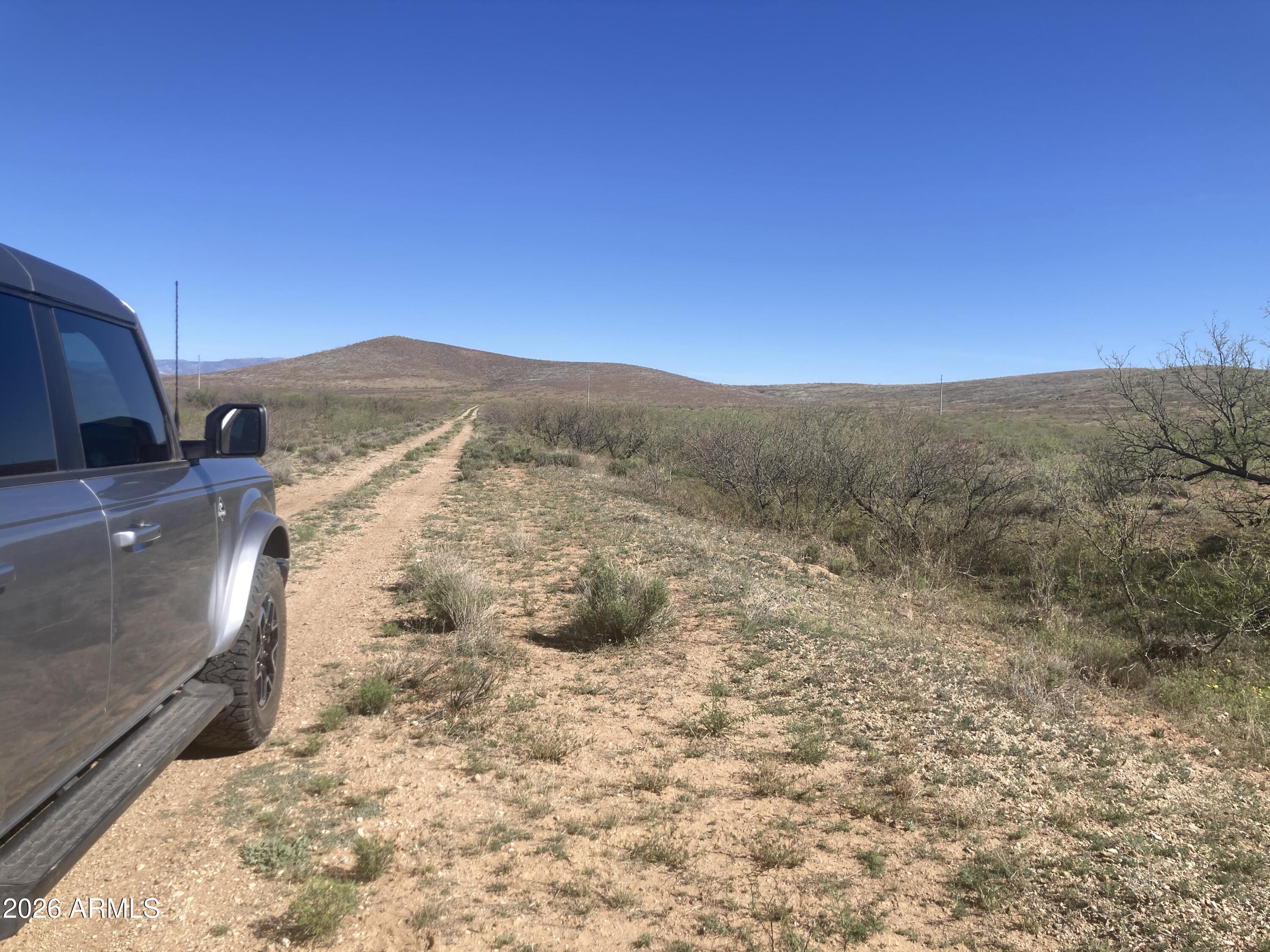 324 North Unmarked Road, Unit 324 Willcox, AZ 85643 - Photo 5 of 8