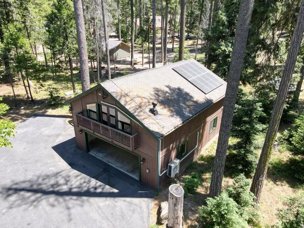$1,147,000 | 39145 Checkerbloom Lane, Shaver Lake, CA 93664