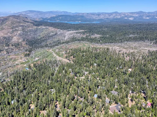 $1,147,000 | 39145 Checkerbloom Lane, Shaver Lake, CA 93664
