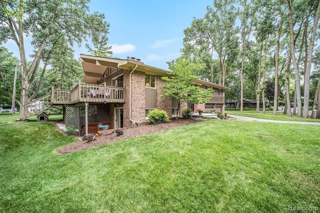 362 Randolph Road Rochester Hills, MI 48309 - Photo 2 of 36
