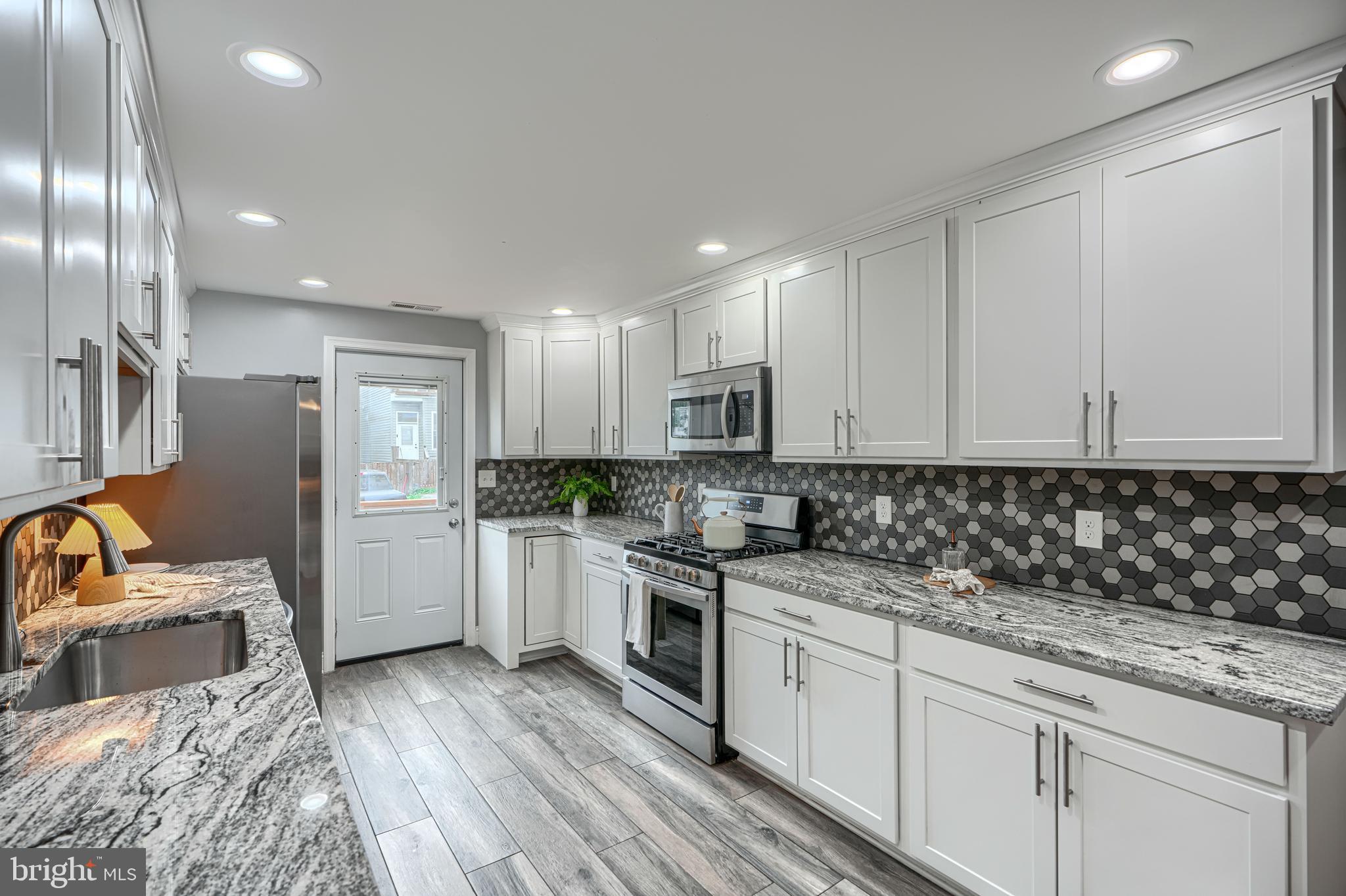 3540 Roland Avenue Baltimore, MD 21211 - Photo 14 of 51 Kitchen