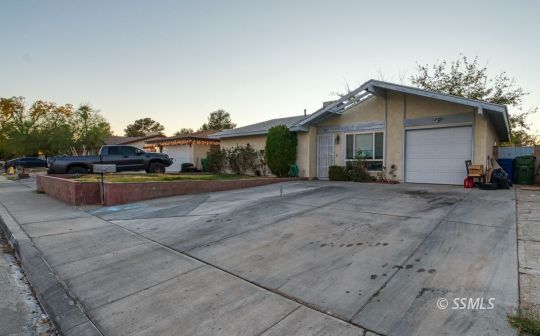 325 Mari Court Ridgecrest, CA 93555 - Photo 27 of 32