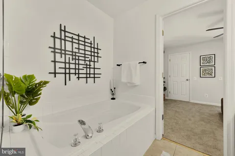 $449,900 | 12625 Fair Crest Court, Unit 116, Fairfax, VA 22033